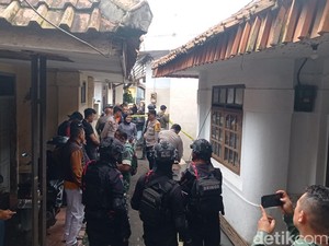 Geger Penemuan Granat Nanas di Permukiman Padat Penduduk Tasikmalaya