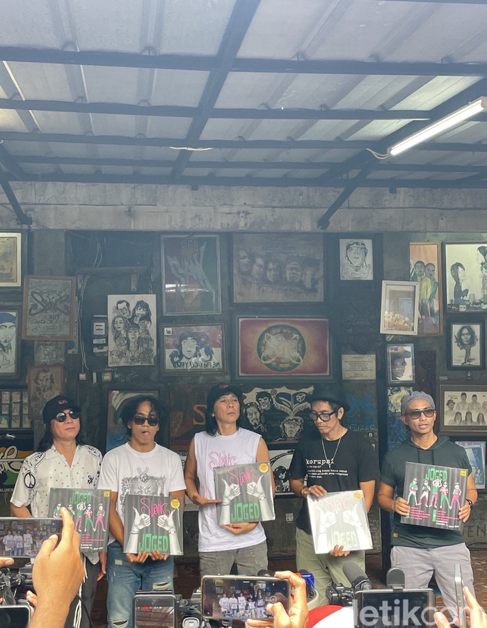 Slank Slank rilis vinyl perdana.