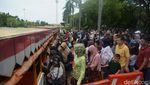 Suasana Monas Saat Libur Sekolah dan Nataru