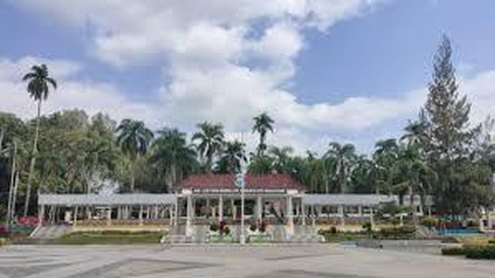 Tahun baru selalu menjadi momen istimewa yang dirayakan dengan penuh sukacita. Bangka Belitung dengan kekayaan alam dan budayanya, bisa menjadi tempat ideal untuk merayakan tahun baru yang berkesan.