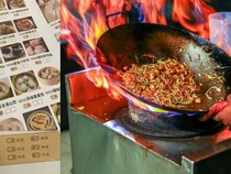 Unik! Di Resto Ini Ada Harga Menu Taman Kanak-kanak hingga Doktor