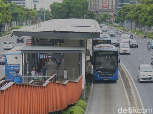 Halte TransJ Kebon Sirih-Bunsen Tak Beroperasi Saat Yellow Run Minggu Pagi
