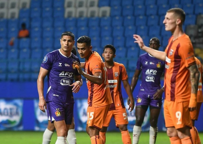 Borneo FC vs Arema FC