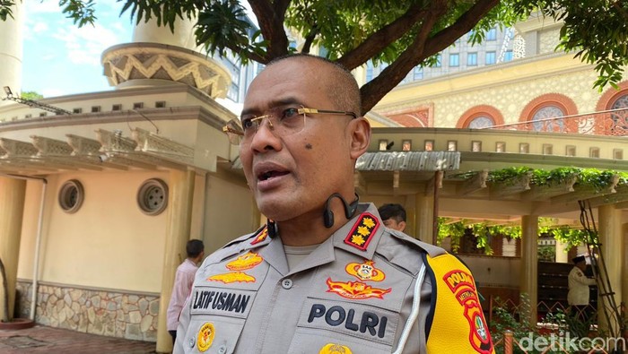 Dirlantas Polda Metro Jaya Kombes Latif Usman.
