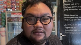 Saat Fico Fachriza Masuk Masjid dan Salat Lagi Setelah 10 Tahun