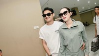 “Bucinnya memang sudah dari dulu, tapi setelah nikah makin kelihatan. Cuma gak kelihatan (dipublik)” ujar Gilga Sahid di kawasan Kuningan, Jakarta Selatan, belum lama ini. (Foto: instagram Happy Asmara)