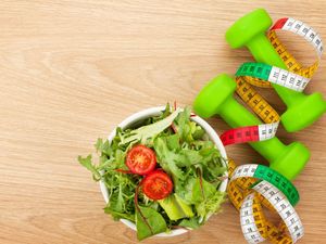 Diet Puasa Vs Hitung Kalori, Mana yang Lebih Efektif untuk Turunkan BB?