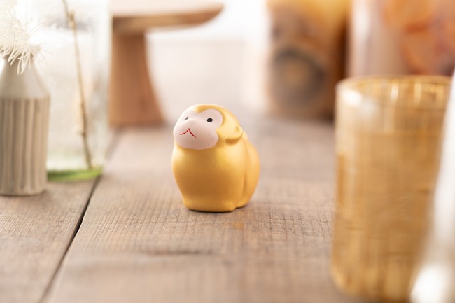 The Chinese/Japanese zodiac is a concept associated with the traditional Chinese calendar and fortune telling.The zodiac animals differ depending on the country.