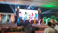 Selain itu, Kemendikdasmen juga memperkenalkan Senam Anak Indonesia Hebat untuk meningkatkan kebugaran anak-anak. Senam ini akan dilakukan siswa setiap hari sebelum pelajaran dimulai. Foto: BKHM Kemendikdasmen