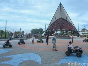 Liburan Murah Meriah di Alun-alun Kota Depok