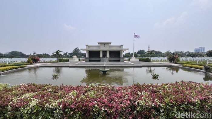 Makam Ereveld Kembang Kuning Surabaya Makam Ereveld Kembang Kuning Surabaya