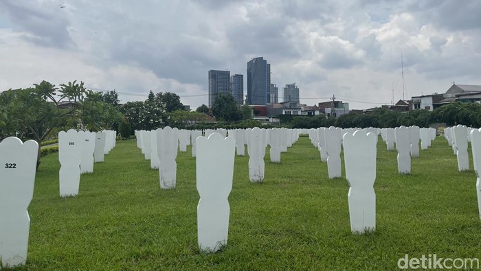 Makam Kembang Kuning Surabaya.