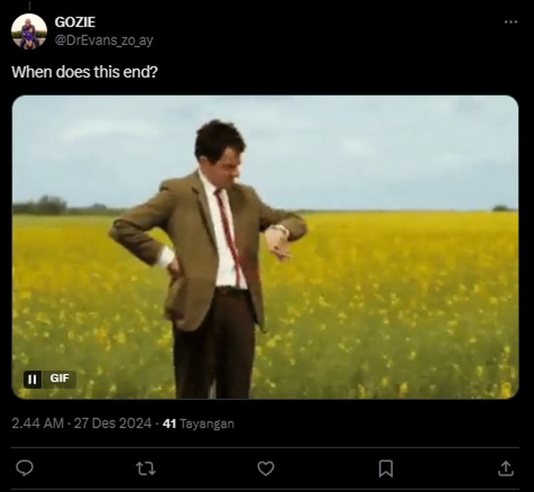 Meme Man United Kalah 0-2 dari Wolves, Diminta Merger dengan Man City Manchester United kalah dari Woves dengan skor akhir 0-2. Netizen meminta supaya tim berjuluk Setan Merah merger dengan Manchester City.