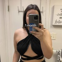 Kisah wanita asal Amerika bernama Nikki Salazar viral usai dibagikan ke media sosial Instagram dan TikTok. Tak seperti kebanyakan wanita hamil, Nikki membagikan kisahnya yang hamil tanpa memiiliki baby bump. Foto: Instagram/@nikkisalazar_