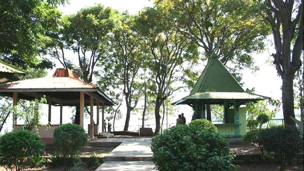 Pemandangan Arak-arak Bondowoso.