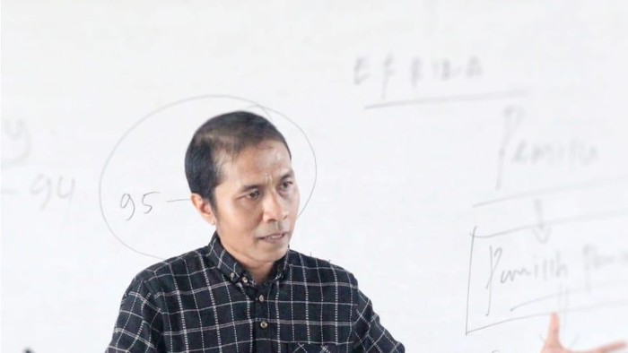 Pengamat Politik Citra Institute Efriza