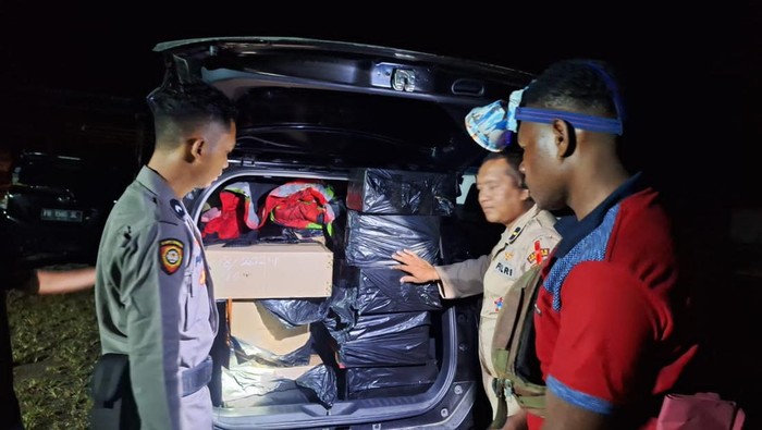 Polisi sita ratusan botol miras ilegal di Perbatasan Sorong Selatan-Maybrat. Dokumen Istimewa
