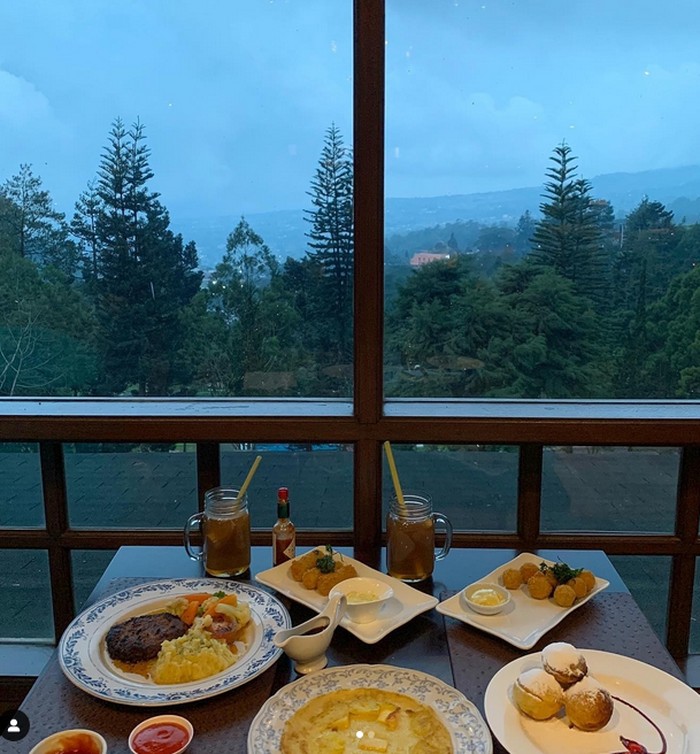 Puncak Pass Resort Archive