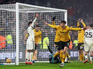 Wolves VS MU: Setan Merah Takluk 0-2, Bruno Fernandes Kartu Merah