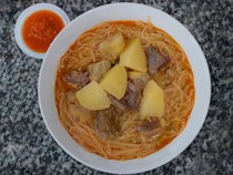Nostalgia 10 Kuliner Legendaris di Gang Gloria, Mie Kangkung hingga Kari