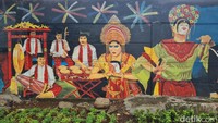 Selain mural gubernur ada juga mural tarian dan kebudayaan berbagai daerah di Indonesia.  