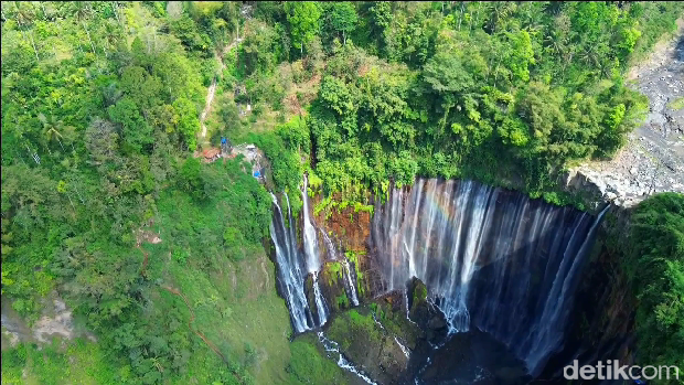 Air Terjun Tumpak Sewu Lumajang.