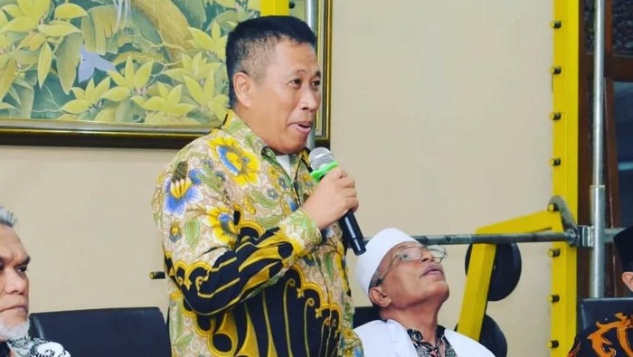 Annar Salahuddin Sampetoding.