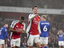 Arsenal Menanti Liverpool Terpeleset