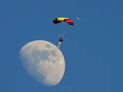 Takjub! Foto-foto Ini Buktikan Ketepatan Waktu adalah Kunci