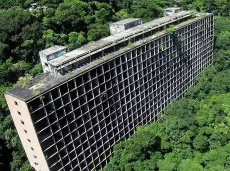 Hotel Mewah yang Mangkrak 7 Dekade di Tengah Hutan Akhirnya Hidup Kembali!
