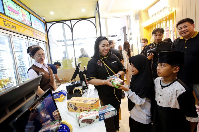 Opening gerai ke-6 Tiramisusu di Kota Baru Parahyangan