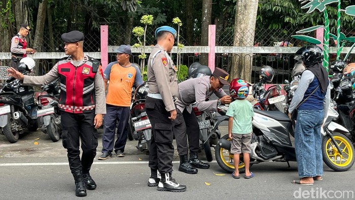 Patroli tempat wisata dilakukan Polres Blitar Kota.