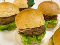 Mini Burger Untuk Menu Tahun Baruan