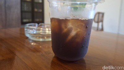 Slurrp! Segarnya Racikan Kopi Khas Bogor dari Toko Kopi Berusia 1 Abad