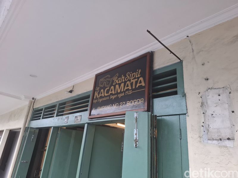 Toko Kopi Bah Sipit