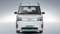 Meski Zhiguang EV disebut-sebut sebagai keicar listrik, namun secara dimensi sebenarnya tak terlalu mungil. Sebab, kendaraan tersebut punya dimensi panjang 3.685 mm, lebar 1.530 mm, tinggi 1.750 mm dan jarak sumbu roda 2.600 mm. Foto: Doc. Wuling