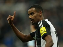 Isak Tak Berhenti Cetak Gol
