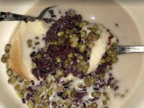 Legit Kental! 20 Bubur Kacang Ijo Rp 10 Ribuan Ada di Sini