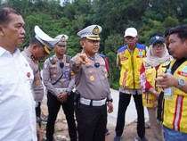 Jalur Lintas Riau-Sumbar Ramai Lancar usai Terimbas Longsor