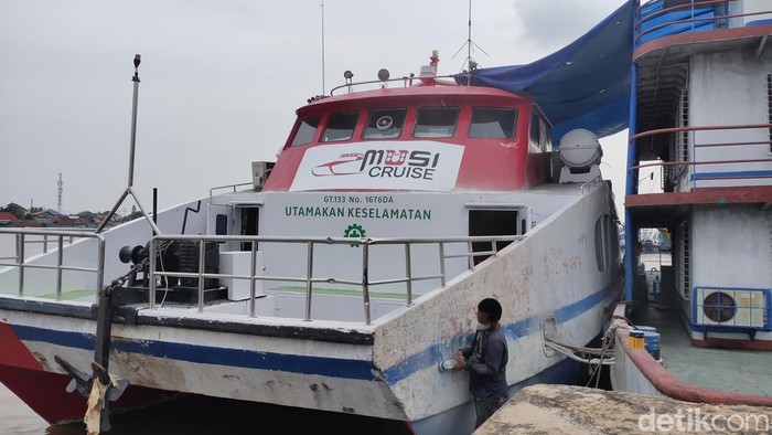 Kapal Musi Cruise yang akan dipakai untuk wisatawan tengah diperbaiki