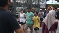 Sebagian besar warga mengikuti CFD untuk berolahraga, mulai dari jalan santai hingga lari. Sebagian besar warga mengikuti CFD untuk berolahraga, mulai dari jalan santai hingga lari.