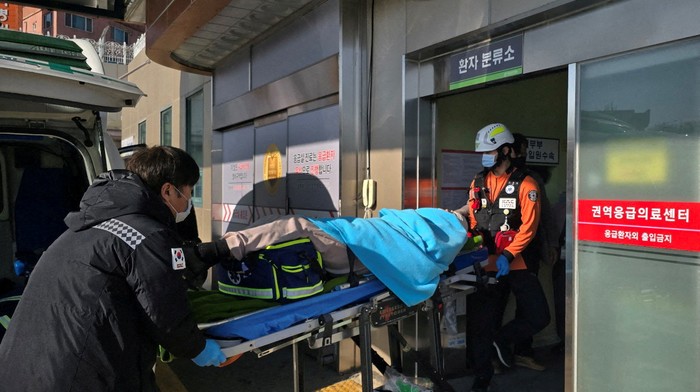 2 Korban Selamat dari Kecelakaan Jeju Air