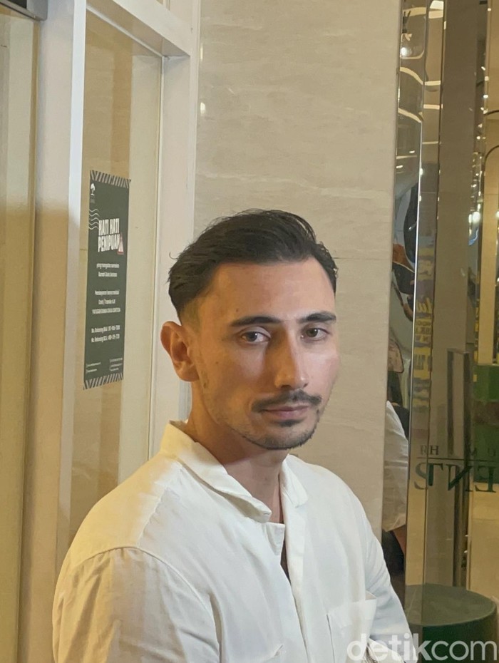 Vincent Verhaag saat ditemui di rumah duka
