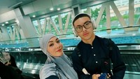 Ya Allah, ini adalah langkah kecil kami menuju-Mu. Ridhoi dan berkahilah perjalanan ini. Aamiin ya Rabbal Alamin, sambungnya lagi. Foto: instagram Angelina Sondakh