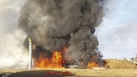 Pesawat itu mengalami kecelakaan hebat saat akan mendarat di Bandara Internasional Muan, Korsel pada Minggu (29/12) pukul 09.07 waktu setempat. South Koreas Muan Fire Station via AP. 