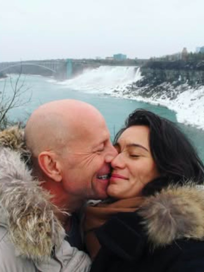 Bruce Willis dan Emma Heming