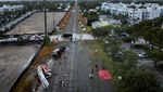 Geger Kereta Tabrak Truk Pemadam Kebakaran di Florida