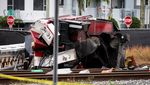 Geger Kereta Tabrak Truk Pemadam Kebakaran di Florida