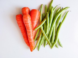 Viral Pengantin Beri Souvenir Sayuran untuk Tamu, Bikin Emak-emak Full Senyum