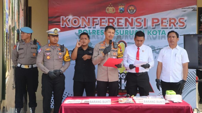 Kapolres Pasuruan Kota AKBP Davis Busin Siswara